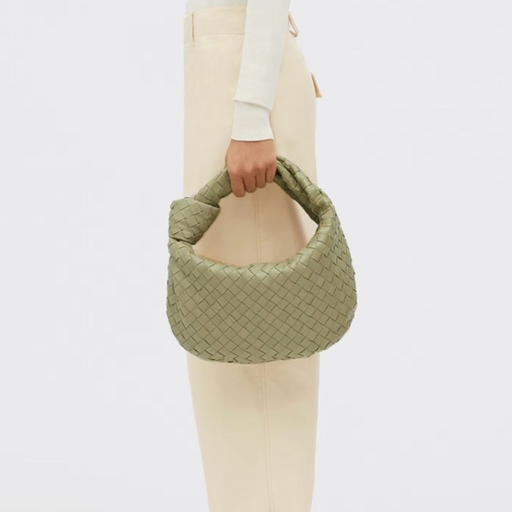 Bottega Veneta Teen Jodie in Travertine